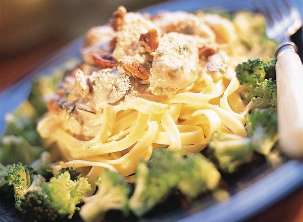 Chicken Pecan Fettuccine with Garlicky Broccoli
