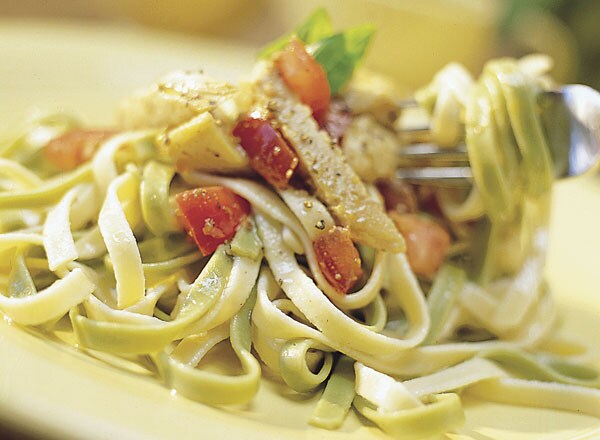 Chicken with Tomatoes and Artichokes