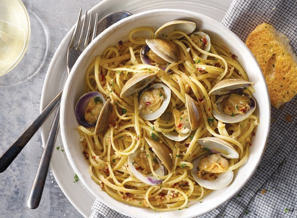 Linguine with White Clam Sauce