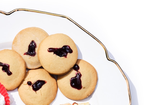 Berry Peekaboo Cookies
