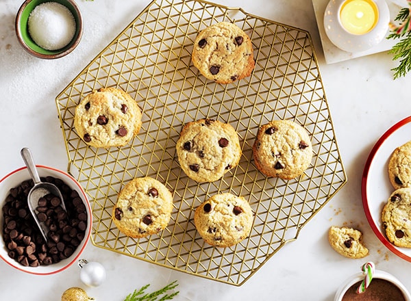 Almond Flour Chocolate Chip Cookies