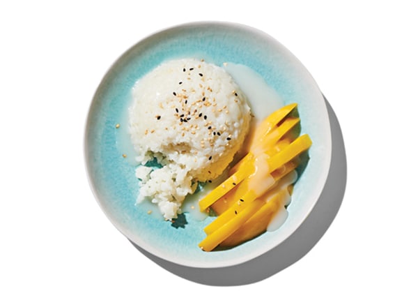 Khao Neeo Mamuang (Thai-Style Sticky Rice Pudding with Mango)