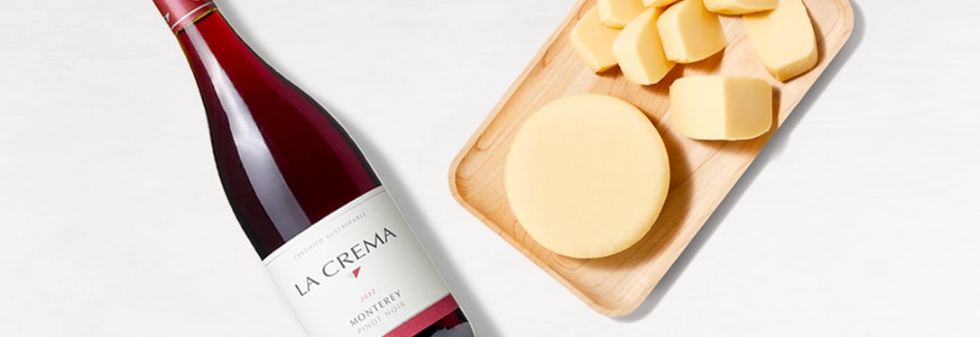 La Crema Pinot Noir paired with Gouda