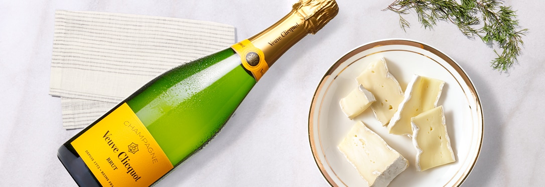 Veuve Clicquot Brut paired with Brie