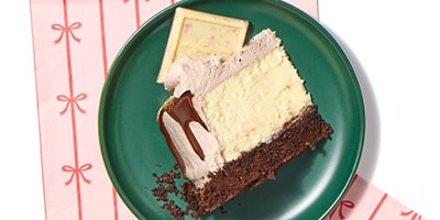 Peppermint Cocoa Cheesecake