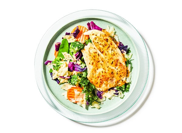 Pescado con Glaseado de Teriyaki y Verduras Salteadas