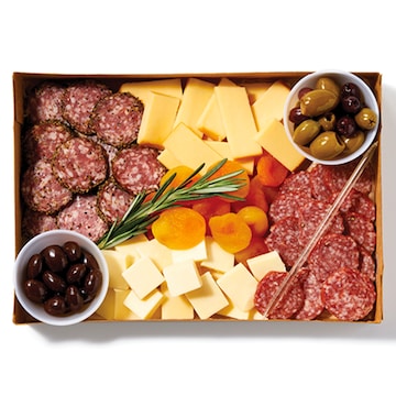 Boar's Head the Mix and Mingle Charcuterie Box