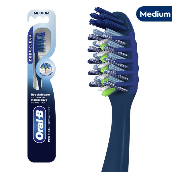 Oral-B Pro-Clean CrossAction Medium Toothbrush | Publix Super Markets