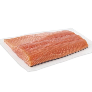 King Salmon Fillets, Fresh, Farmed, Responsibly Sourced