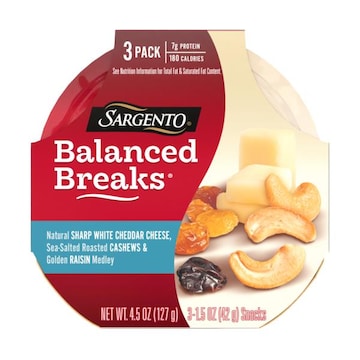 Sargento Balanced Breaks® Natural Sharp White Cheddar Cheese, Sea-Salted Roasted Cashews and Golden Raisin Medley, 3-Pack