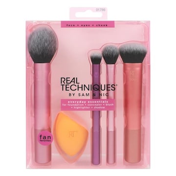 Real Techniques Everyday Essentials