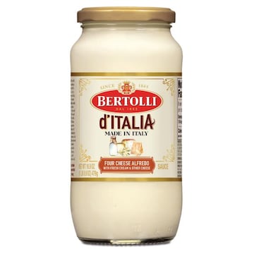 Bertolli d'Italia Four Cheese Alfredo Sauce, Zero Sugar, Authentic Tuscan Style Pasta Sauce Made in Italy with Fresh Cream and Indulgent Aged Italian Cheeses, 16.9 OZ
