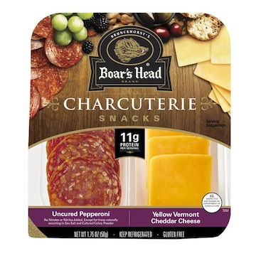 Boar's Head Uncured Pepperoni & Vermont Cheddar Cheese Charcuterie