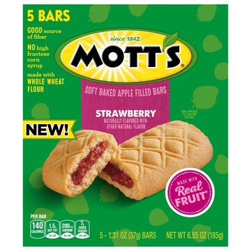 Mott's Soft Baked Strawberry Apple Filled Bars