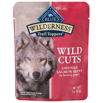 Blue Buffalo Blue Wilderness Trail Toppers Wild Cuts Natural Chunky Salmon Bites in Hearty Gravy Topper/Snack for Dogs