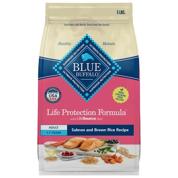 Blue Buffalo Life Protection Formula Adult Dry Dog Food, Helps Build and Maintain Strong Muscles, Made with Natural Ingredients, Salmon & Brown Rice Recipe, 5-lb.