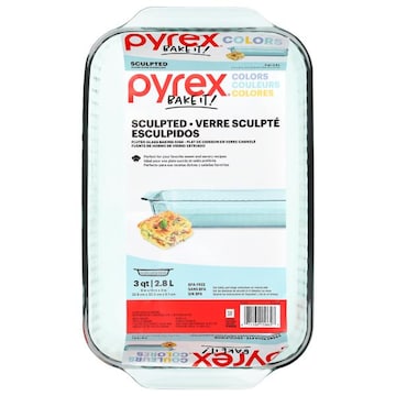 Pyrex 3 Qt Sculpted Fluted Glass Baking Dish