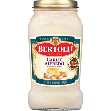 Bertolli Garlic Alfredo Sauce with Aged Parmesan Cheese, Authentic Tuscan Style Pasta Sauce made with Fresh Cream and Real Butter, 15 OZ