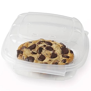 (Hot) Jumbo Chocolate Chip Cookie