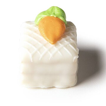 Carrot Cake Petit Four 160 Cal/Petit Four